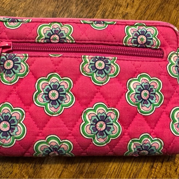 Vera Bradley Turn Lock Wallet - Picture 4 of 4
